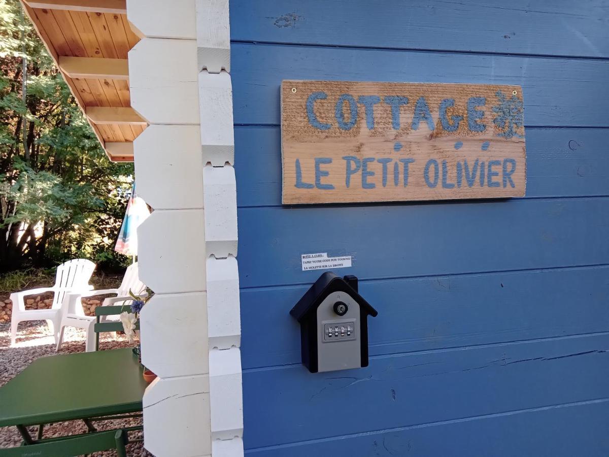 Chalet "Le Petit Olivier" Gites Appart 'Hotel L'Echappee Belle D'Aubenas Logement 2 Sur 3 Buitenkant foto